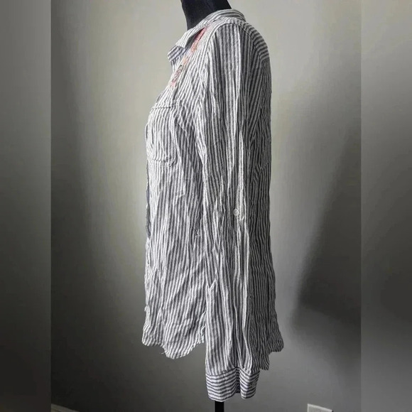 Velvet Heart Gray and White Stripe Long Sleeve Button Down with Embroidered Deta - Picture 5 of 11
